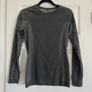 Figs Women's Grey Long Sleeve Seamless Tee